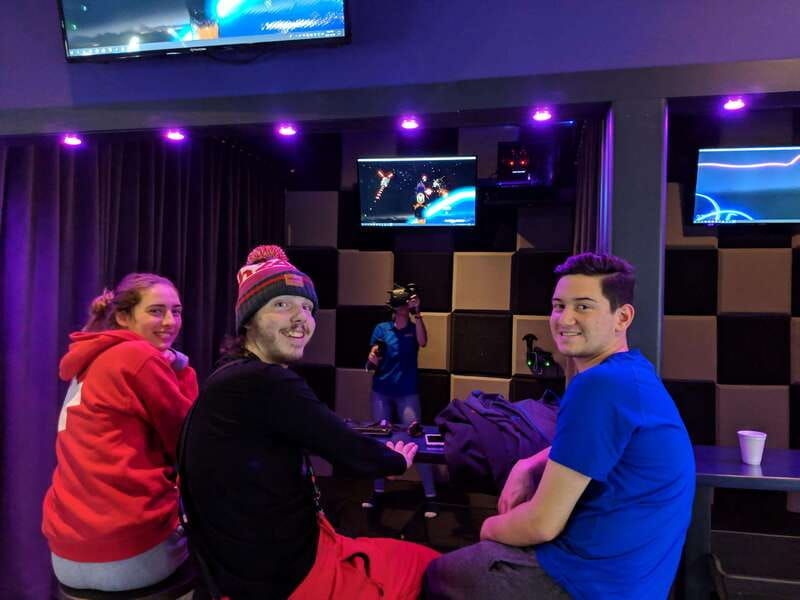 mont-tremblant-vr-arcade-game-station