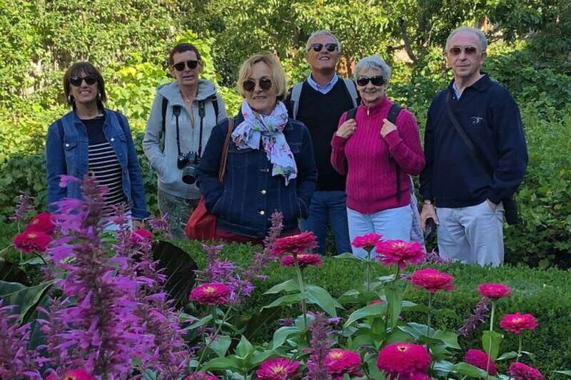 montreal-private-custom-walking-tour-with-a-guide