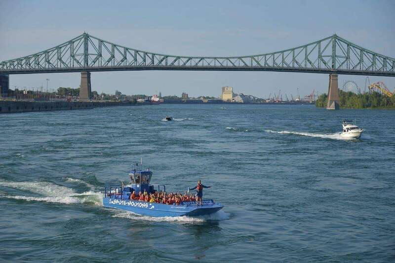 montreal-st-lawrence-river-panorama-sightseeing-jet-boat