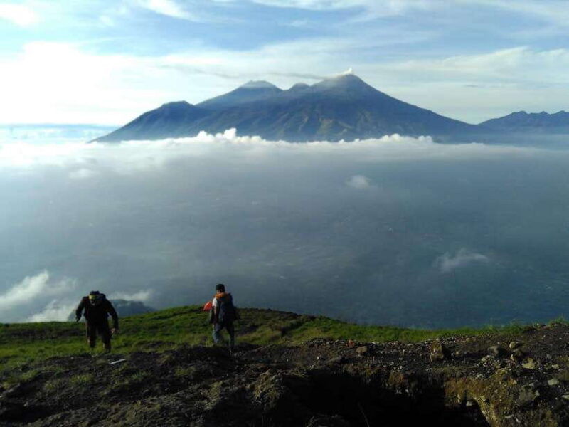 mount-arjuna-trekking-tour-from-malang-surabaya-2d1n