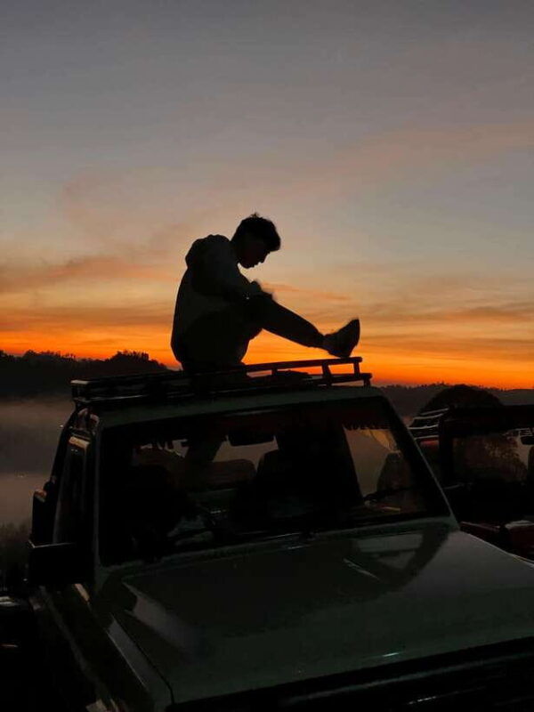 mount-batur-jeep-sunrise-off-road-black-lava-and-breakfast