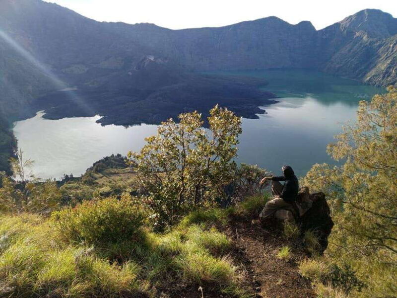 mount-rinjani-senaru-crater-rim-2-day-1-night