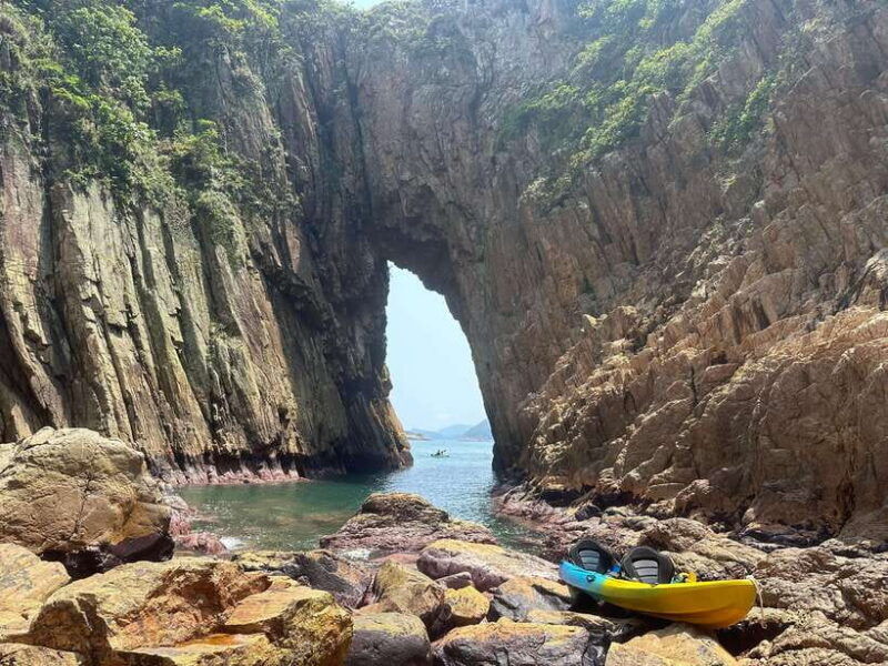 mountains-lover-hiking-in-hong-kong