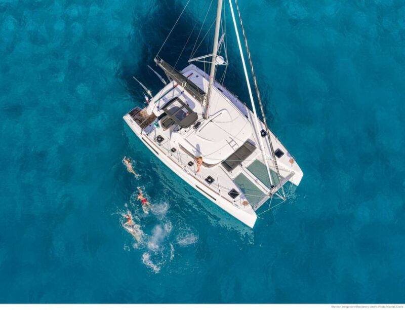 mykonos-catamaran-cruise-with-lunch-drinks-and-transfer
