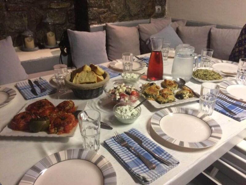 mykonos-cooking-class-with-food-and-wine