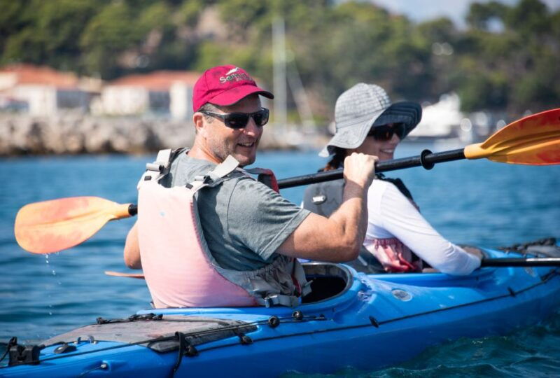 navarino-bay-sea-kayaking-with-lunch