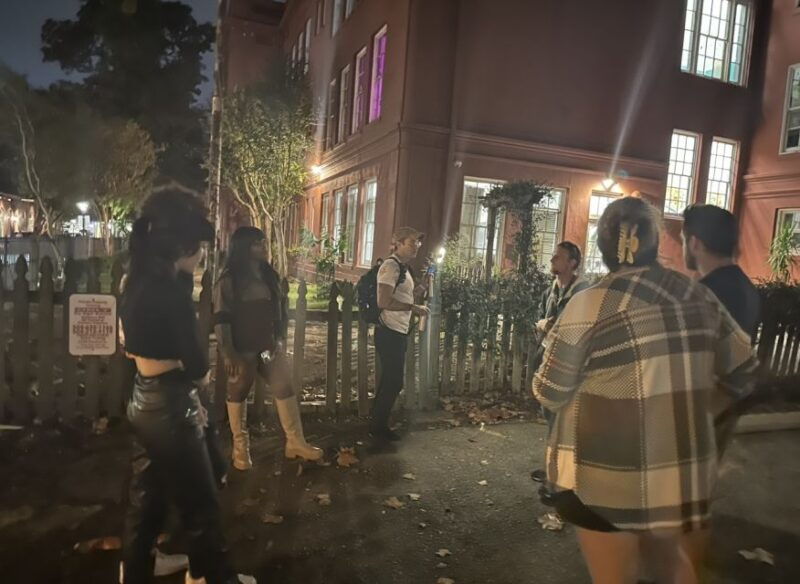 new-orleans-drunken-ghost-and-vampire-experience