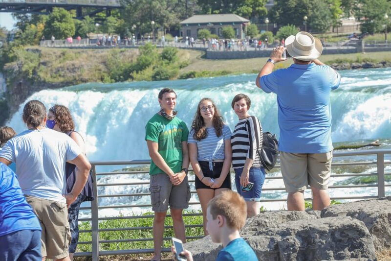 niagara-usa-daredevil-walking-tour-maid-of-mist-boat-ride