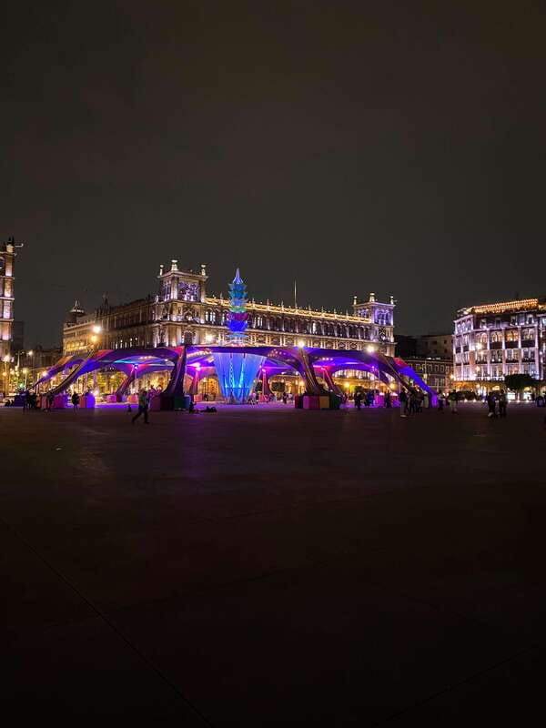night-walking-tour-of-mexico-city-with-option-to-visit-torre-latino