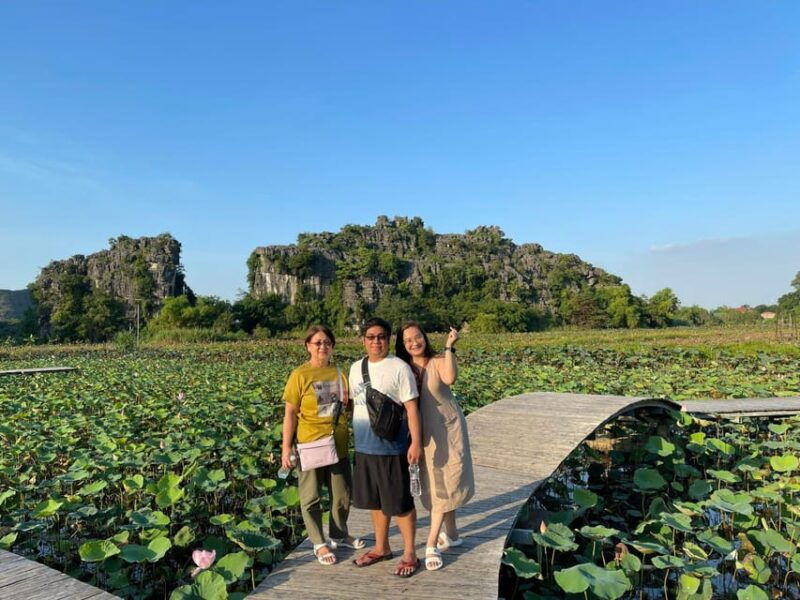 ninh-binh-day-tour-easy-going-with-buffet-lunch-cycling