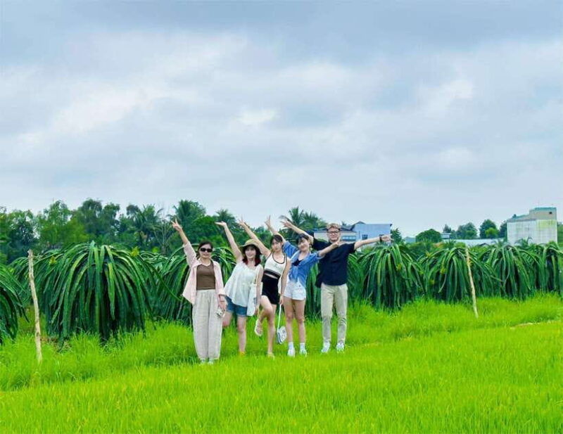 non-touristy-side-of-mekong-delta-by-biking-rowing