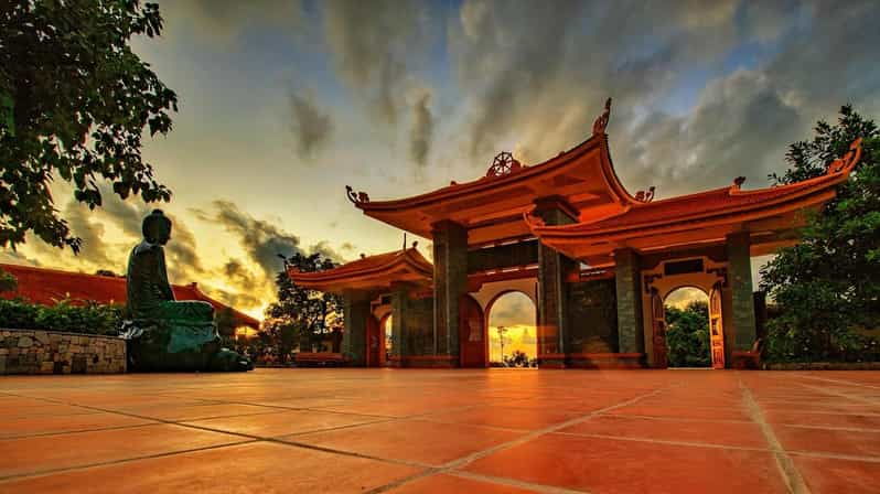 north-and-south-island-exploration-sunset-flight-phu-quoc