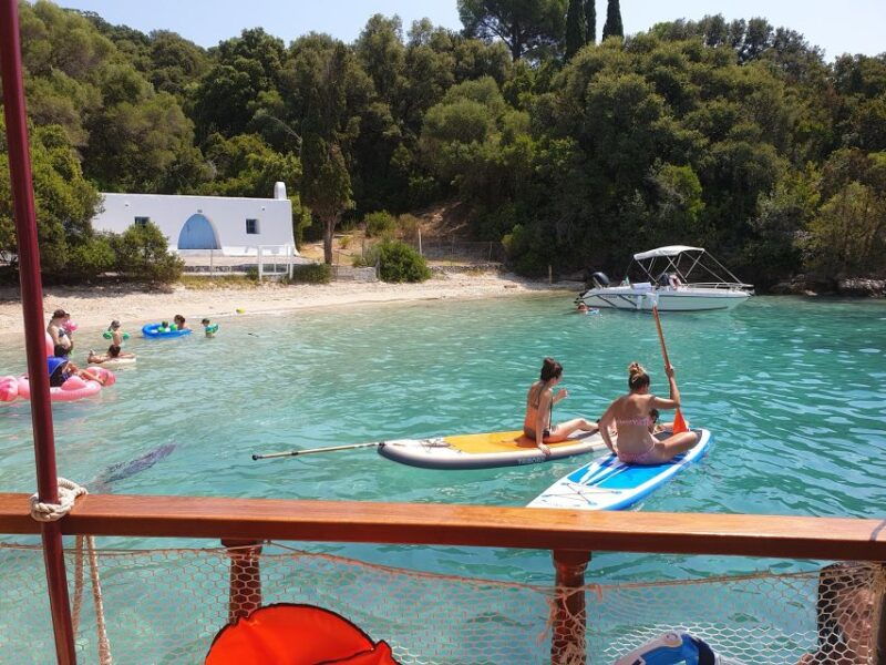 nydri-island-hopping-boat-cruise-with-lunch-and-drinks