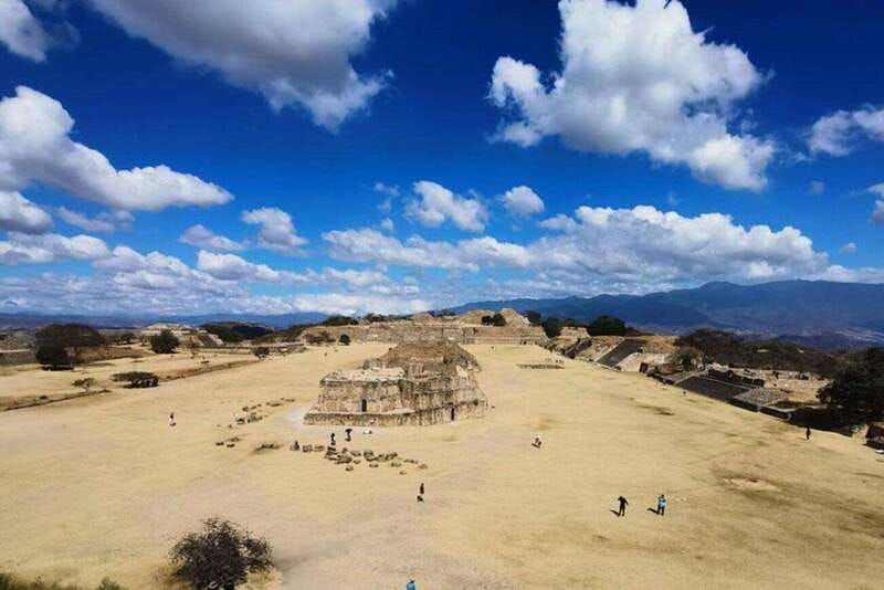 oaxaca-oaxacan-roots-monte-alban