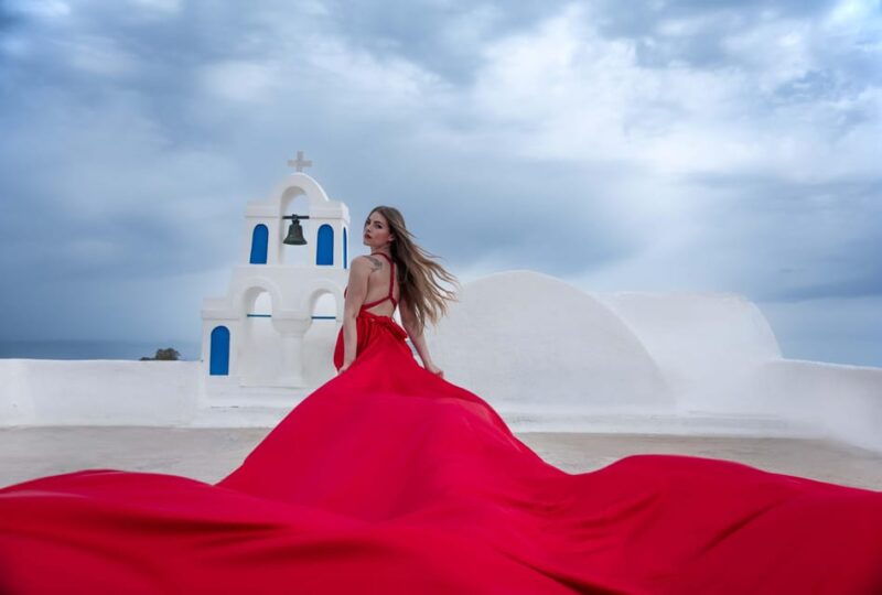 oia-santorini-professional-photoshoot-with-edited-photos