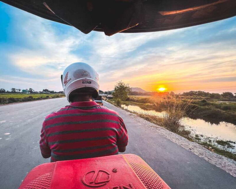 old-siem-reap-sunset-food-tour-by-tuk-tuk