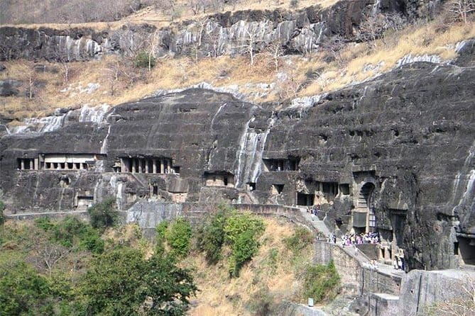 Overnight Ajanta Ellora From Aurangabad Tour - Key Points