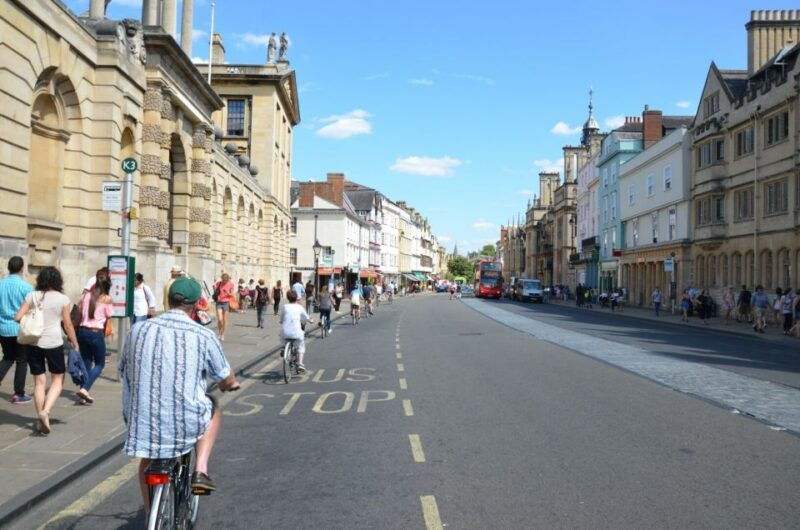 oxford-city-bike-tour-with-student-guide