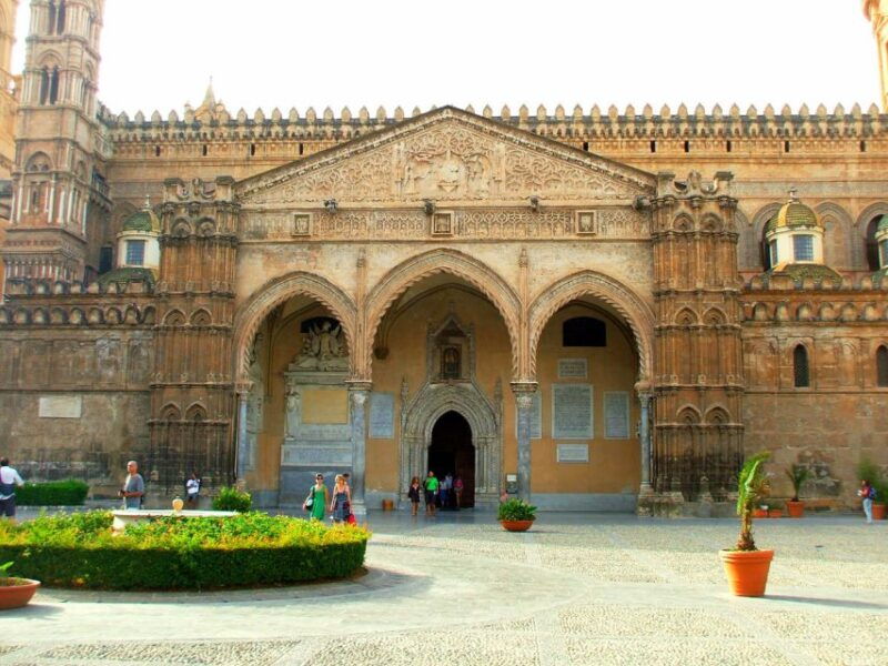 palermo-tour-magnificent-mixture-of-architectural-styles