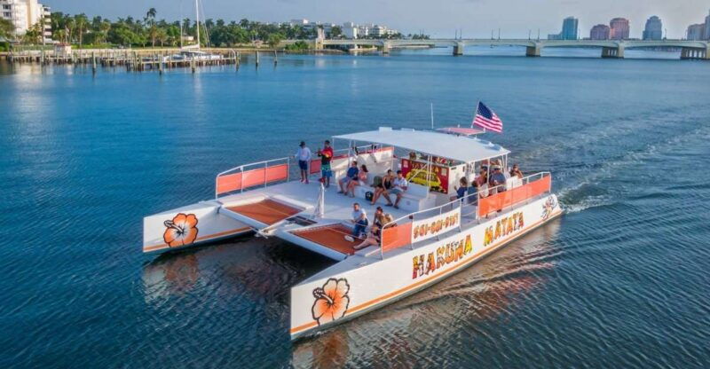 palm-beach-sightseeing-catamaran-cruise