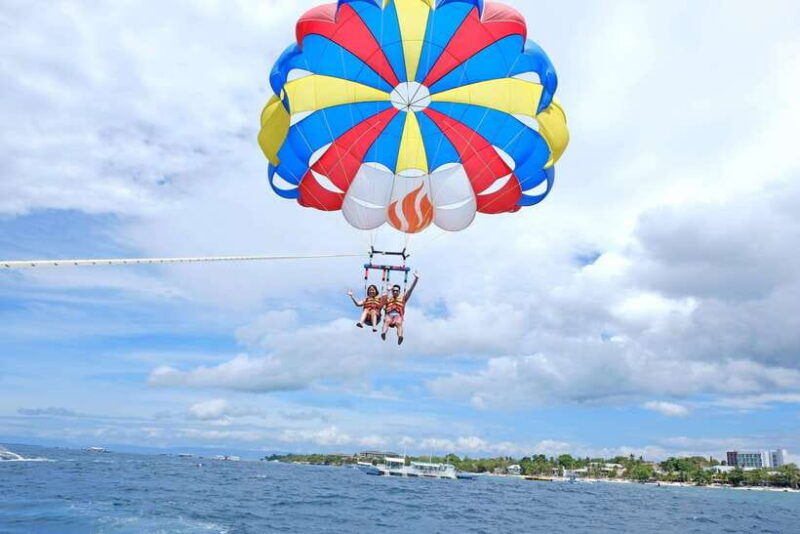 panglao-solo-or-tandem-parasailing-experience-near-alona
