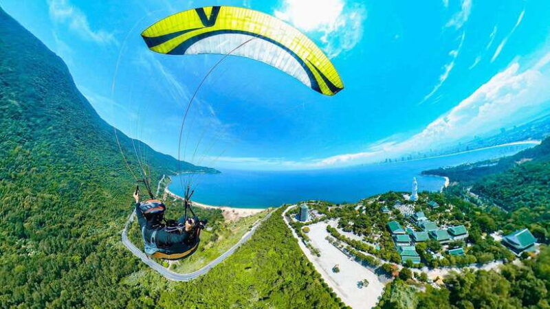 paragliding-and-seeing-da-nang-from-above-is-wonderful-2