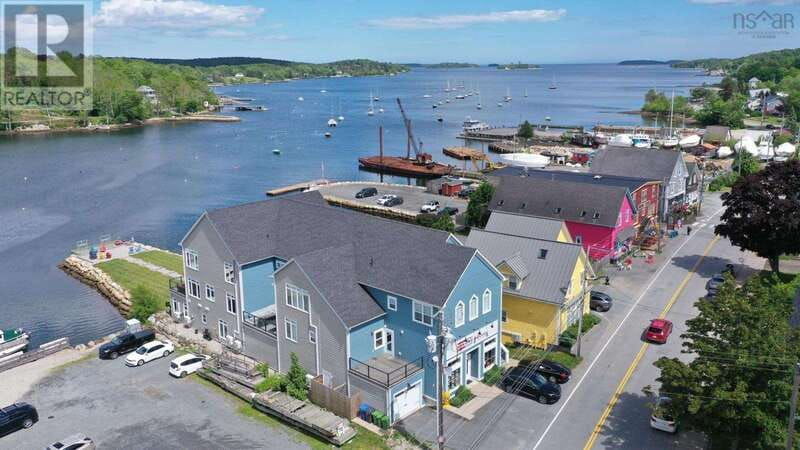 peggys-cove-queensland-beach-mahone-bay-lunenburg