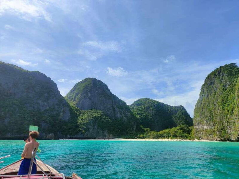 phi-phi-half-day-long-tail-boat-to-maya-bay