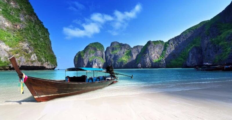 phi-phi-islands-maya-bay-tour-by-private-longtail-boat