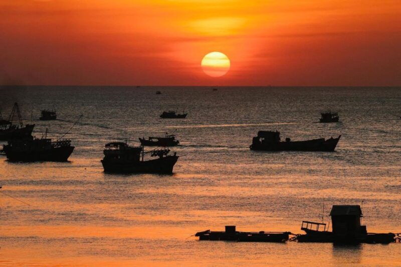 phu-quoc-squid-fishing-tour-with-sunset-views-dinner