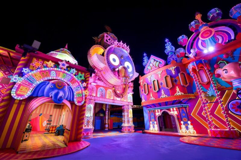 phuket-carnival-magic-ticket-with-dinner-and-transfer