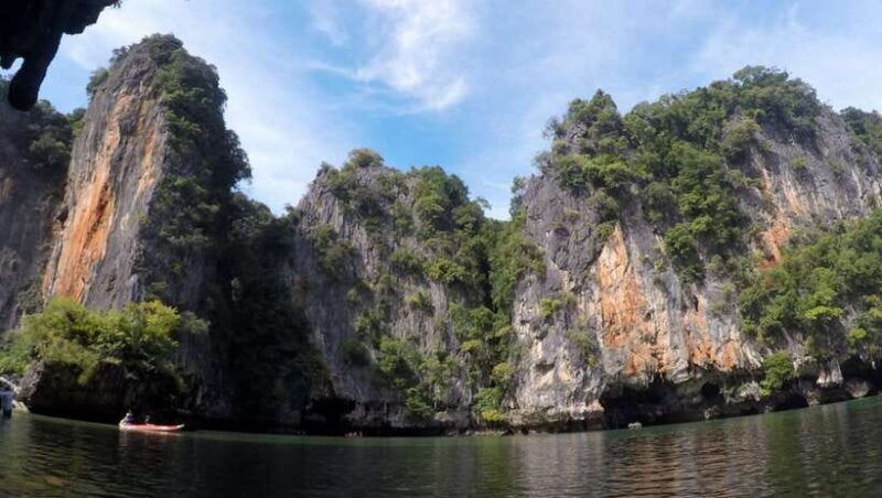 phuket-james-bond-island-day-trip-by-speedboat-and-canoe