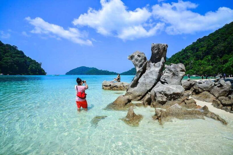 phuket-khao-lak-speedboat-snorkeling-trip-to-surin-islands