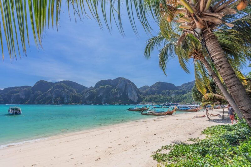 phuket-luxury-day-trip-to-bamboo-maya-pp-maiton-islands