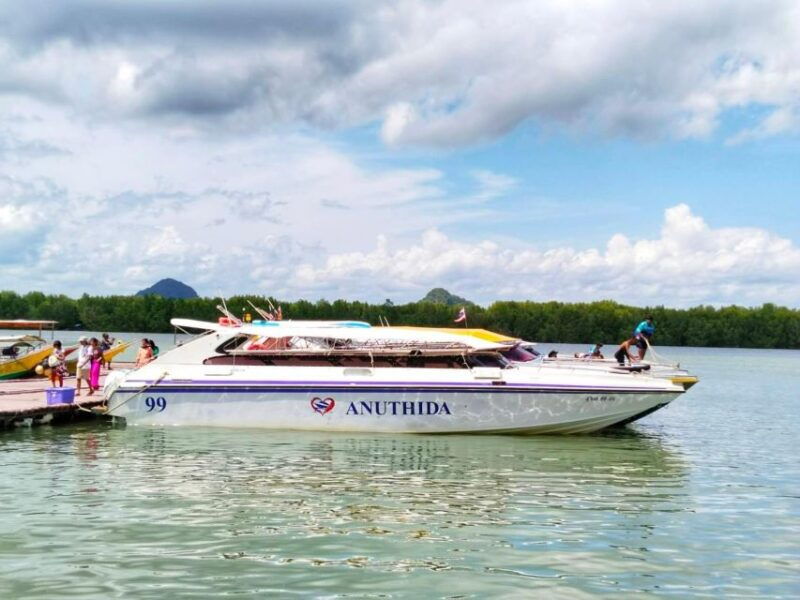 phuket-private-speedboat-charter-to-james-bond-island