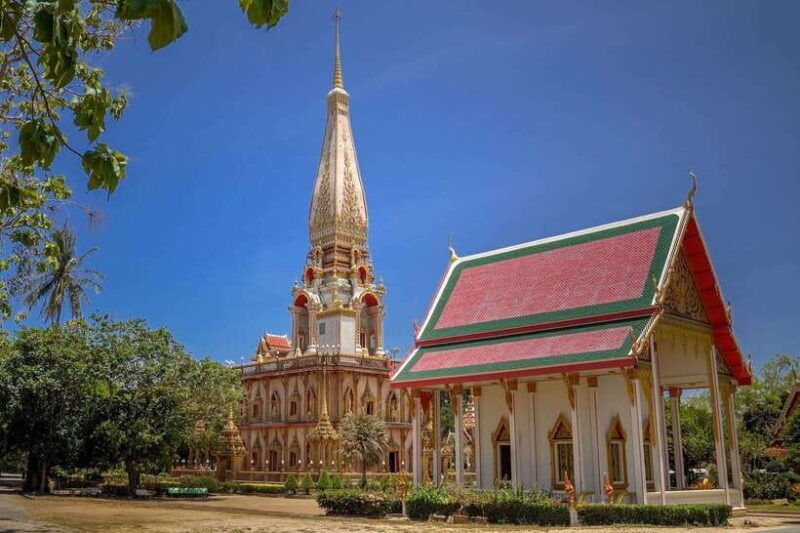 phuket-wat-chalong-viewpoint-and-old-town-guided-tour