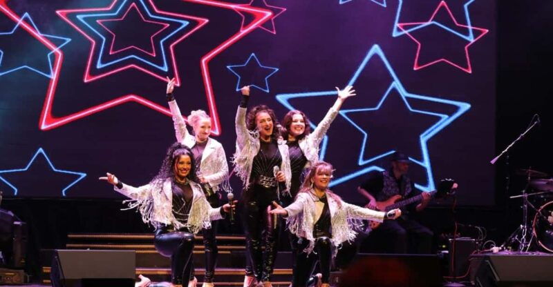pigeon-forge-timewarp-jukebox-show-grand-majestic-theater