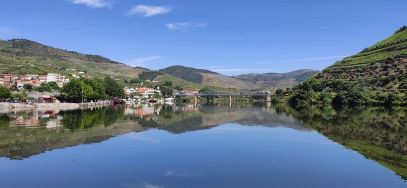pinhao-douro-river-1h-boat-trip-with-port-wine
