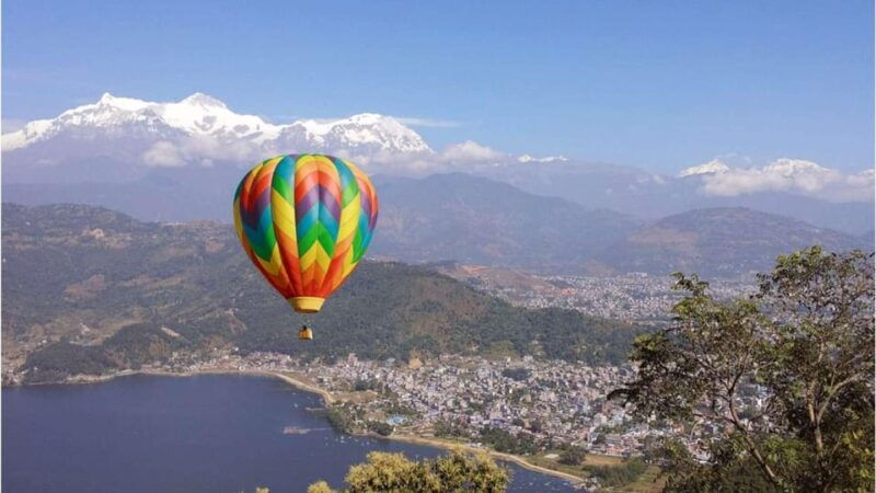 pokhara-hot-air-baloon-in-pokhara