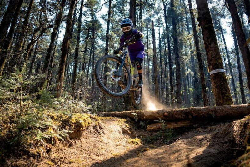 pokhara-peace-pagoda-to-pokhara-downhill-mountain-bike-ride