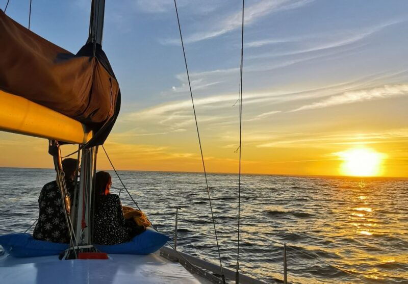 porto-charming-sailboat-cruise-with-port-winesunset-option