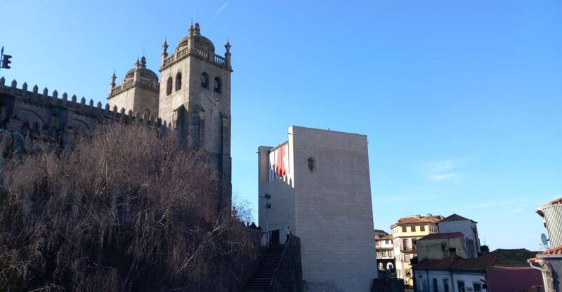 porto-historic-centre-private-walking-tour-cathedral