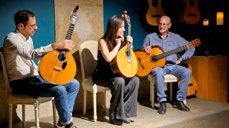 porto-historic-sao-bento-station-fado-show-w-port-wine
