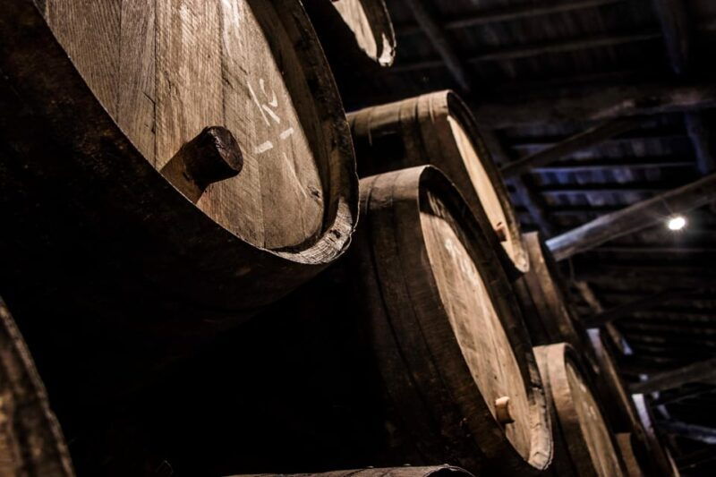 porto-taylors-port-wine-cellar-tour-the-wine-experience