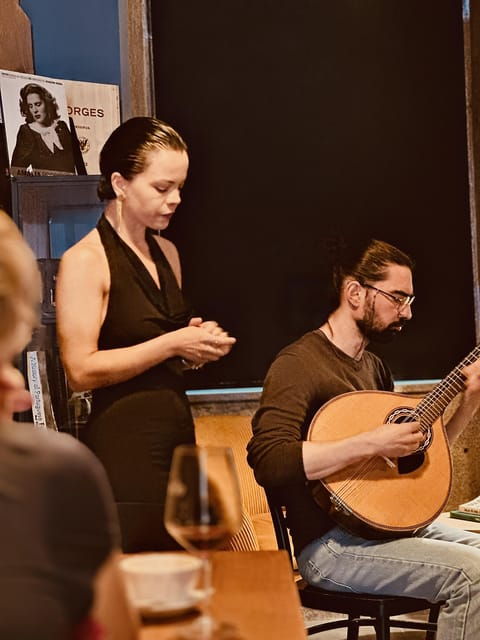 porto-traditional-fado-show-with-welcome-drink
