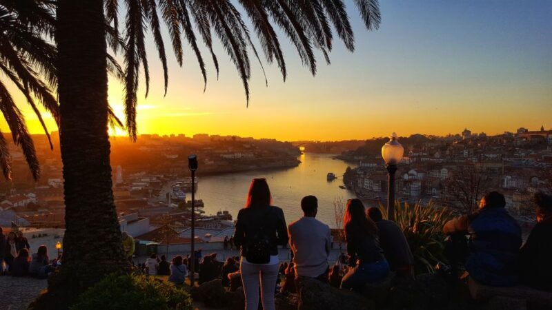 porto-tuk-tuk-sunset-tour-with-glass-of-port-wine