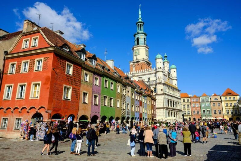 poznan-city-and-brewery-private-walking-tour-with-beer