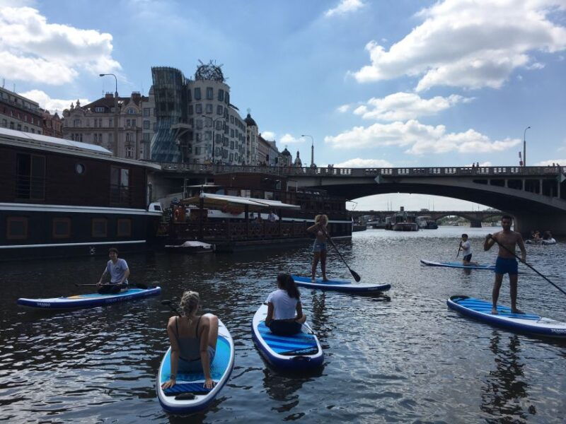 prague-2-hour-paddle-boarding-in-the-city-centre
