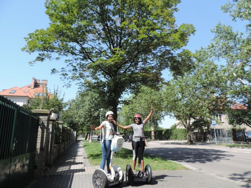 prague-castle-and-monastery-segway-tour