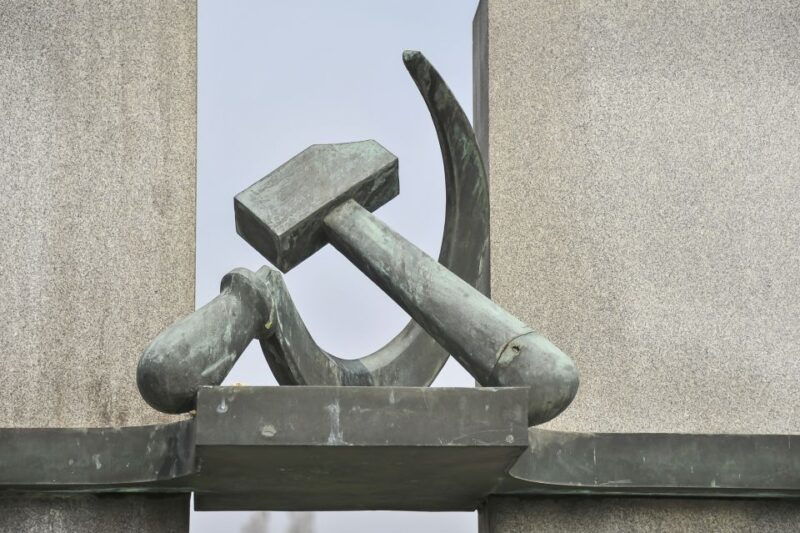 prague-communists-and-world-war-ii-tour